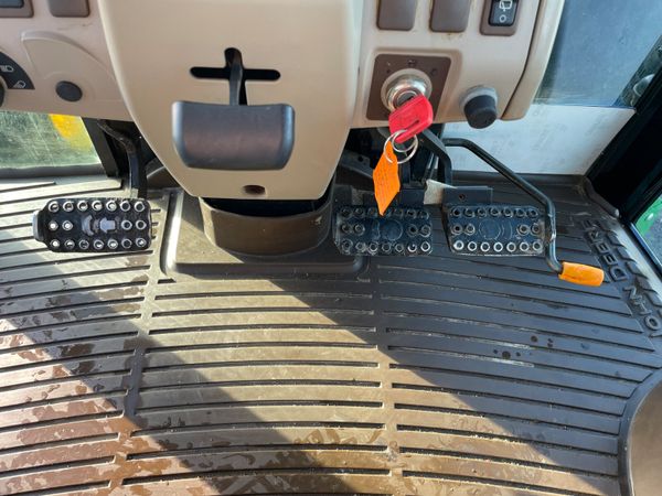 2007 John Deere 5720 374448475