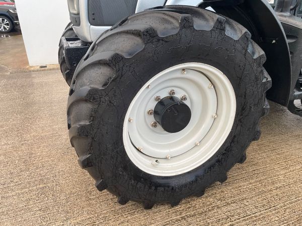 2013 Valtra N121 HiTech 374442517