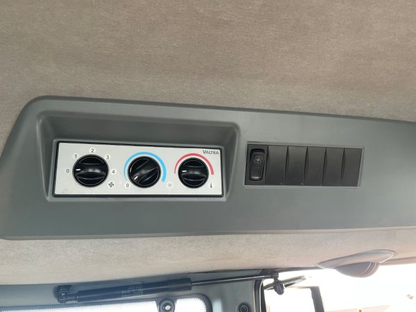 2013 Valtra N121 HiTech 374442528