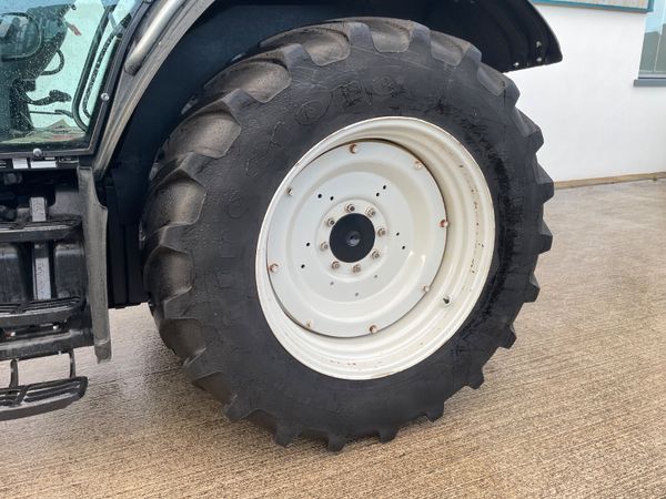 2013 Valtra N121 HiTech 374442522