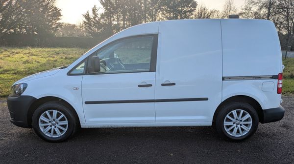 Volkswagen Caddy 2013 EXCELLENT CONDITION 374458532