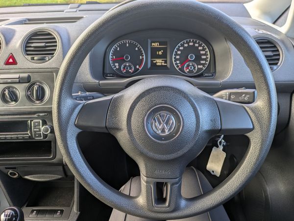 Volkswagen Caddy 2013 EXCELLENT CONDITION 374458618
