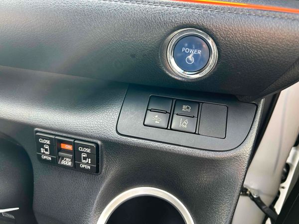 Sienta Hybrid 7Seat, Deposit to secure, Refundable 374459829