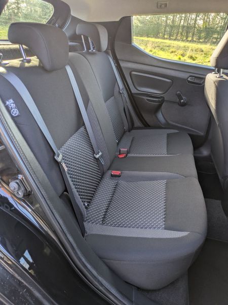 Nissan Micra 2018 374450223