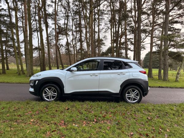 Hyundai KONA 2019 Low KM 2 Seat 374467917