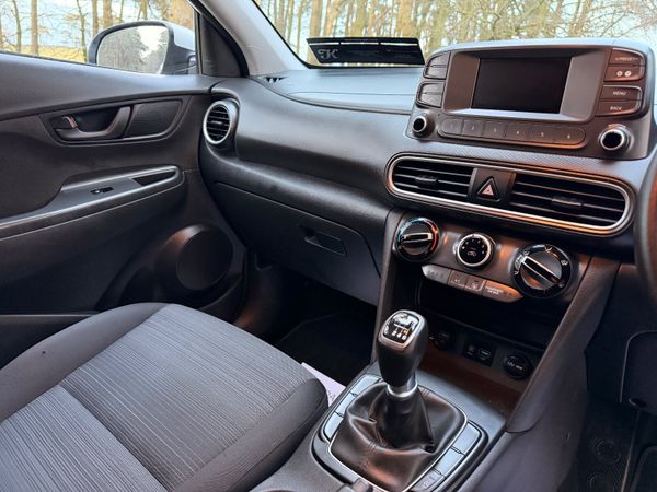 Hyundai KONA 2019 Low KM 2 Seat 374467928