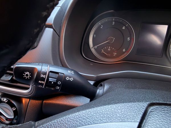 Hyundai KONA 2019 Low KM 2 Seat 374467934