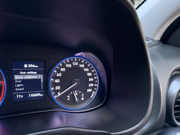 Hyundai KONA 2019 Low KM 2 Seat 374467932