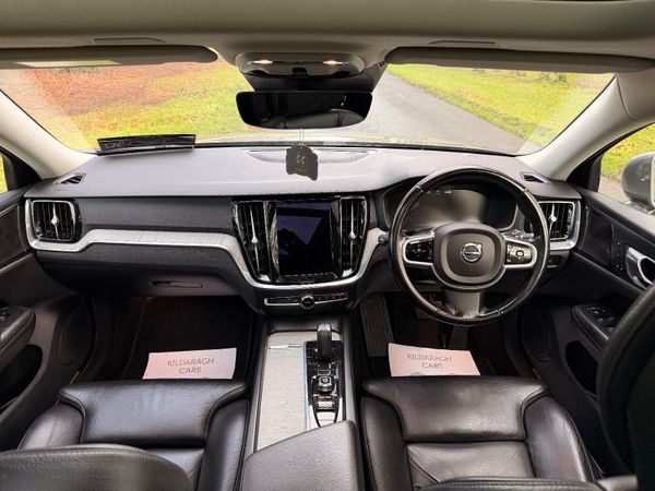 Volvo V60 2021 AWD Cross Country 374468972