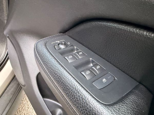 Volvo V60 2021 AWD Cross Country 374468985