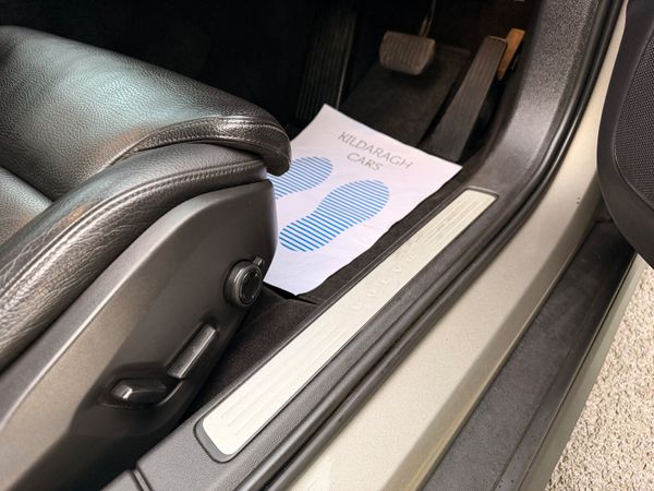 Volvo V60 2021 AWD Cross Country 374468987