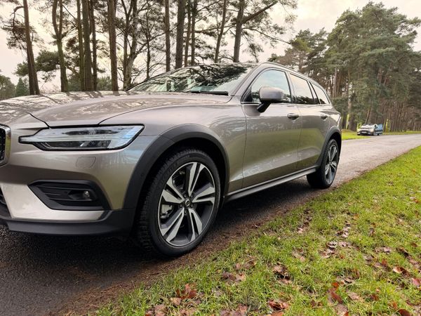 Volvo V60 2021 AWD Cross Country 374469014
