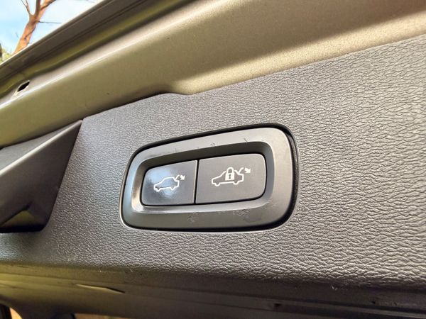 Volvo V60 2021 AWD Cross Country 374469011