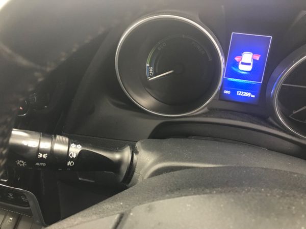 Toyota Auris 2017 374469427