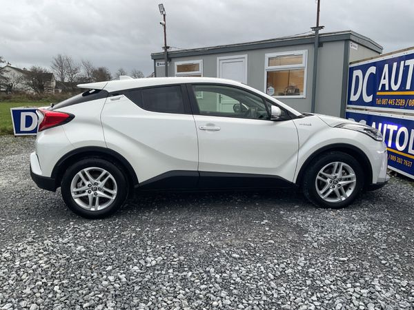 2020 TOYOTA C-HR LUNA 1.8 PETROL HYBRID SPOTLESS 374463946
