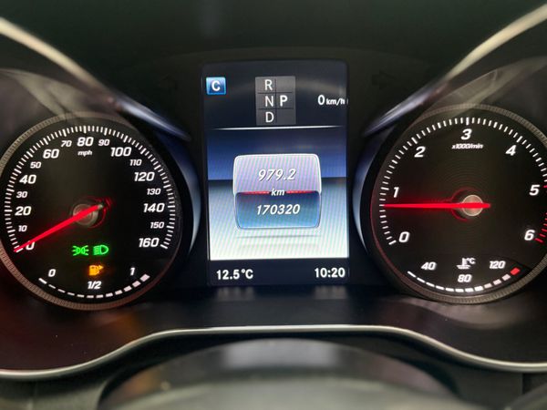 2017 Mercedes-Benz C220D AMG *LOW KMS 374489435