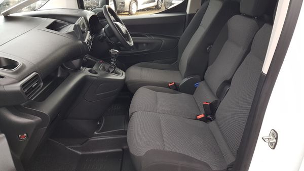 Toyota Proace City 2022 374494080