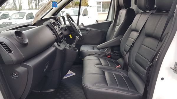 Renault Trafic 192D 2.0LT NEW MODEL 57KM VAT INVOI 374494517