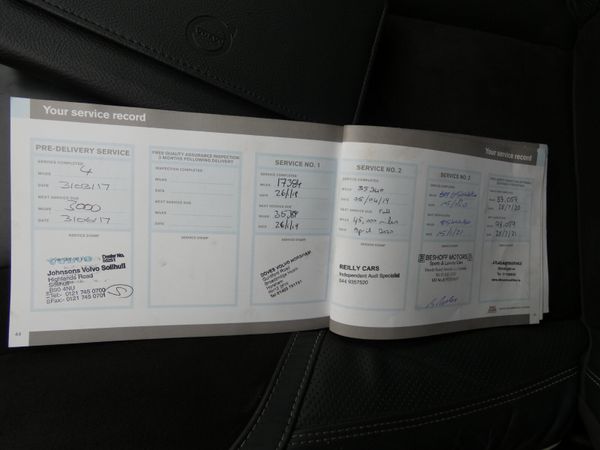 VOLVO XC60 D4 (190hp) FWD R-DESIGN SE GEARTRONIC 374499366