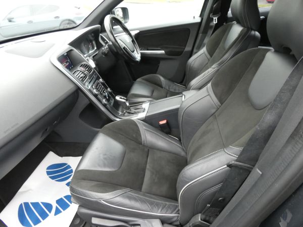 VOLVO XC60 D4 (190hp) FWD R-DESIGN SE GEARTRONIC 374499361