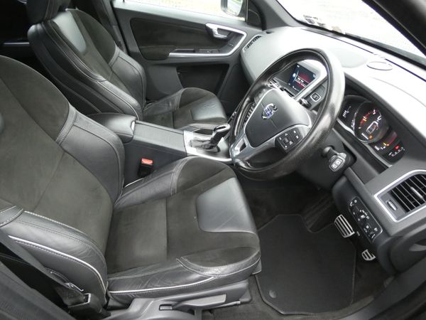 VOLVO XC60 D4 (190hp) FWD R-DESIGN SE GEARTRONIC 374499362