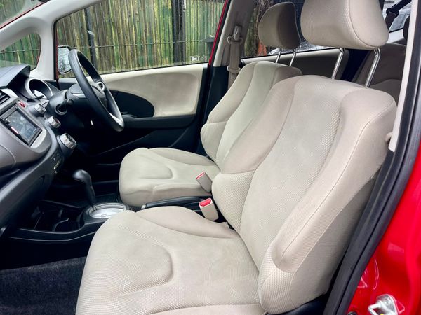 131 Honda  Fit 1.3 Auto 374490864