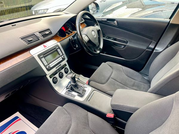 VW Passat 1.6 FSI • Auto • NCT 02/26 • Tax 03/25 374491929