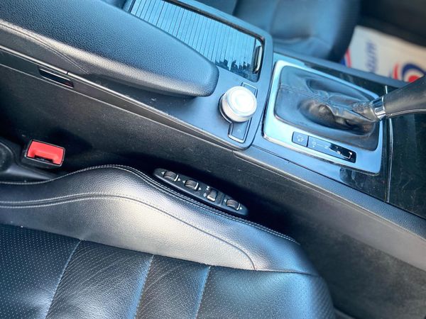 Mercedes E 220 Coupe Sport AMG Styling, Stunning 374492439