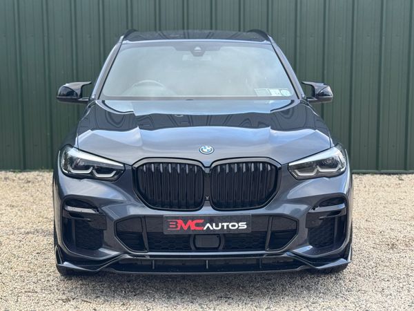 BMW X5 2022 MASSIVE SPEC 45E 374506958