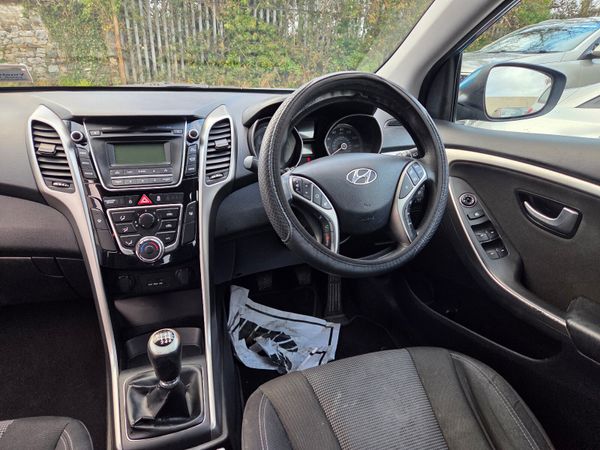 Hyundai i30 1.6 Deluxe, New Nct 374508241