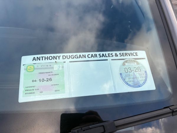 2014 Hyundai i20 premium 1.4crdi 374508425