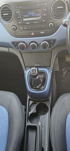 Hyundai i10 2017  (Irish car) Manual 374503079