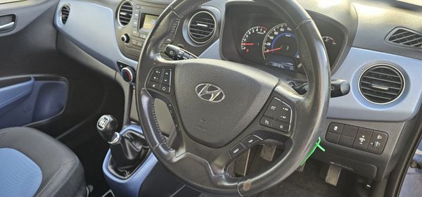 Hyundai i10 2017  (Irish car) Manual 374503085