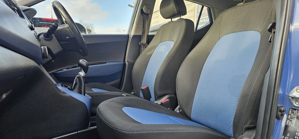 Hyundai i10 2017  (Irish car) Manual 374503089