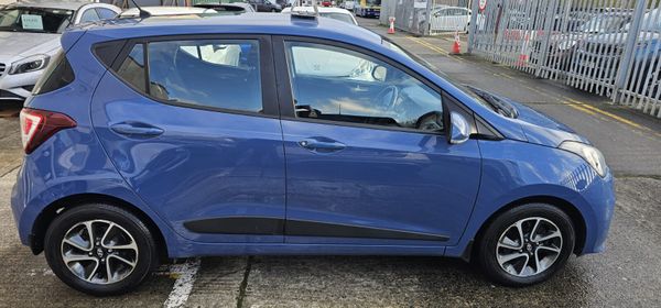 Hyundai i10 2017  (Irish car) Manual 374503081