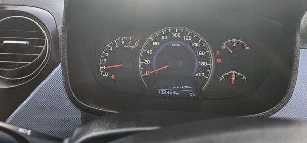 Hyundai i10 2017  (Irish car) Manual 374503082