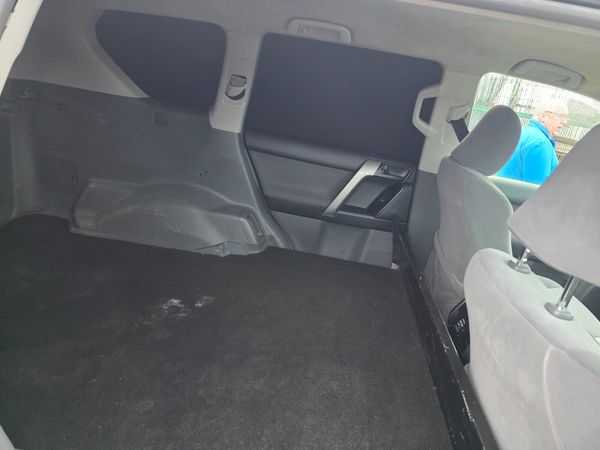 Toyota Land Cruiser 2012 374518268