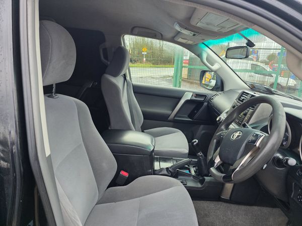 Toyota Land Cruiser 2012 374518269