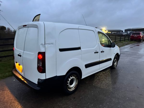 172 Citroen Berlingo XL Enterprise BARGAIN 374526801