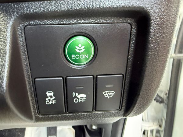 2016 Honda vezel 1.5 hybrid, Auto ,only 54k Miles 374527424