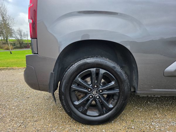 Automatic 2021 Citroën Berlingo Driver 374530002