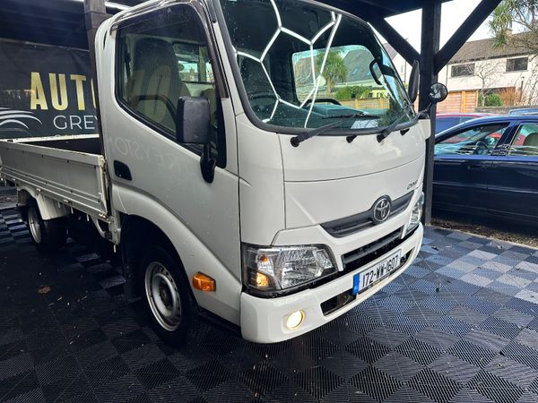 Toyota Dyna 2017 374530539