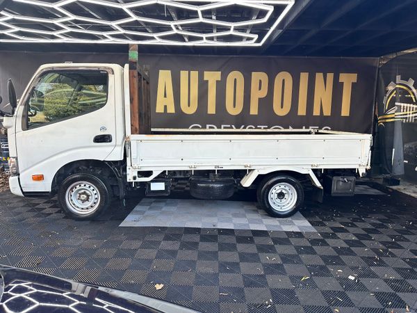 Toyota Dyna 2017 374530532