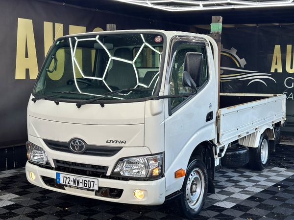 Toyota Dyna 2017 374530551