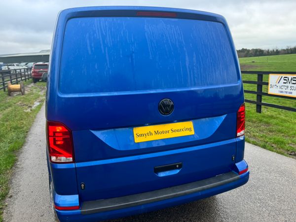 211 Vw Transporter Highline RAVENNA Blue**** 374531202