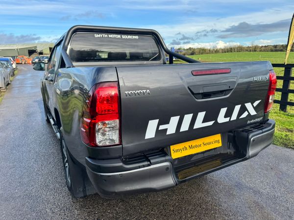 192 Toyota Hilux Invincible X Mint***** 374531230