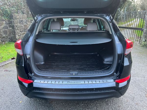 Hyundai Tucson 1.7 D Executive SE 374547382