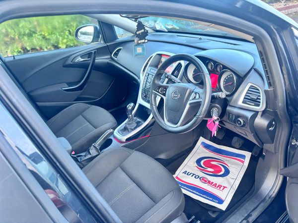 2015 OPEL ASTRA 1.6TDI LOW KMS 374555146