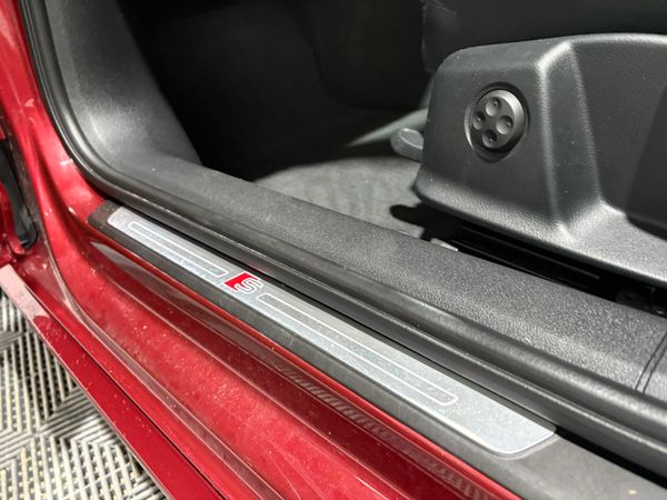 2017 Audi A4 S Line 2.0 TDi 150 Bhp Auto Estate 374552436