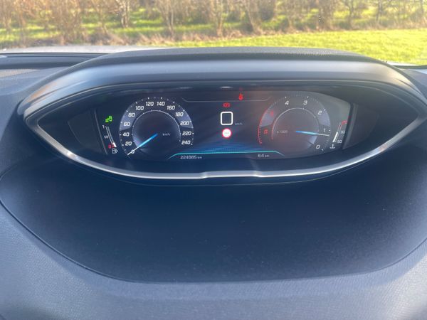 Peugeot 3008 2018 new nct 374567116